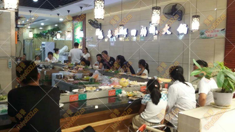 莱西旋转火锅店开业现场图4